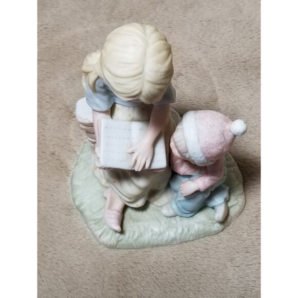 Lefton China Learning From The Bible Figurines 5" Hand Painted Taiwan Vintage - Picture 5 of 6